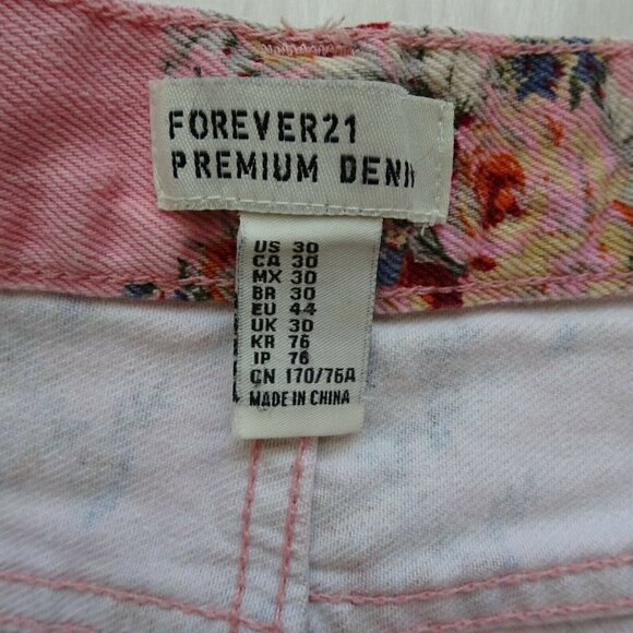 💰3/$25 Forever 21 Women's Floral Denim Jean Shorts Button Fly Pink Festival 30 - Picture 7 of 12